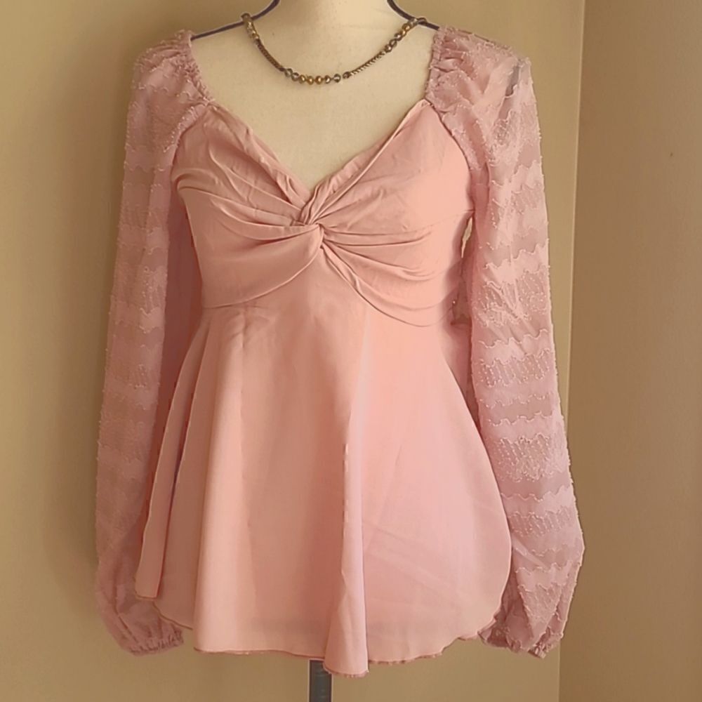 ♡♡♡ Pink Peasant Blouse Knotted Bust Front Flowy Waist size M